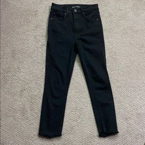 Lola High Rise Skinny Crop